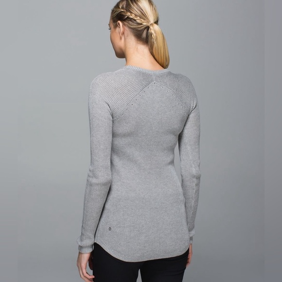 Lululemon Cabin Yogi Long Sleeve - Picture 2 of 8